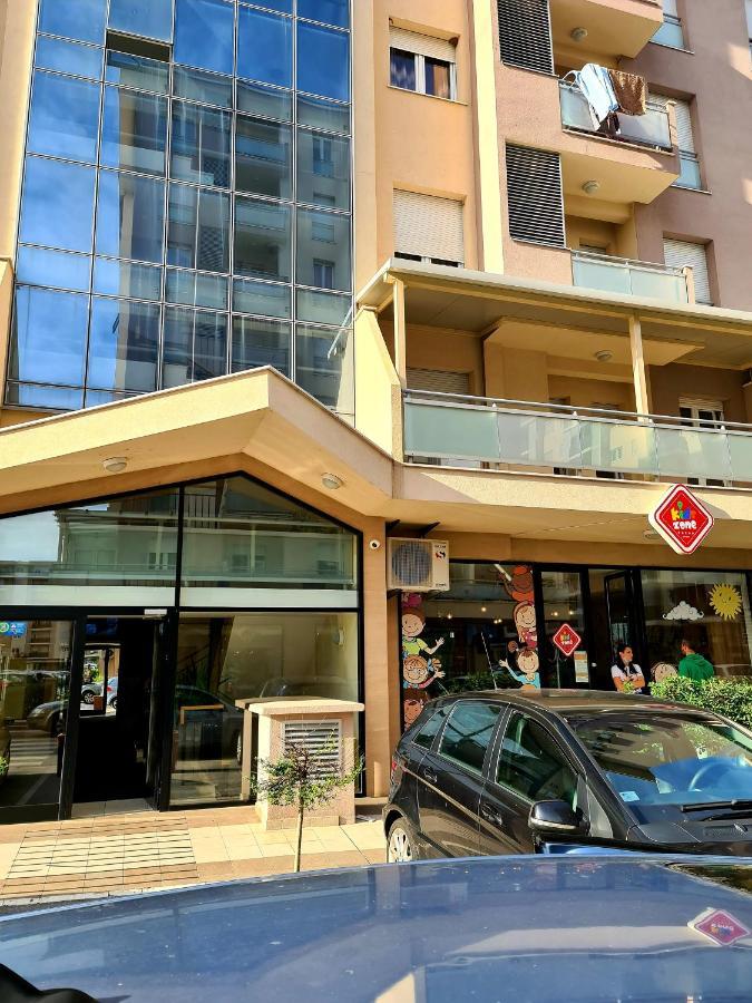 波德戈里察Apartman Bogdan 2公寓 外观 照片